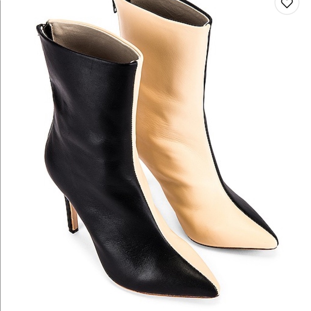 RAYE heels